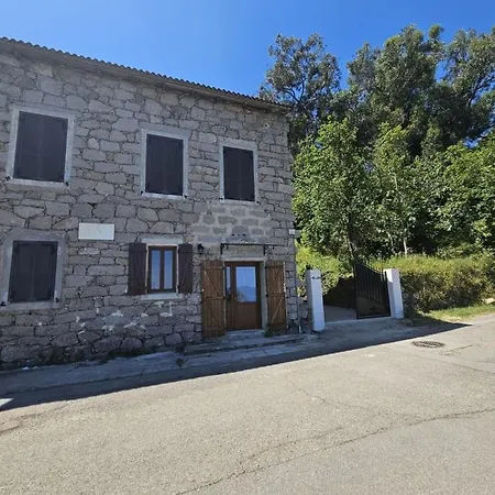 Semesterbostad Maison Fernand & Marie Claire *