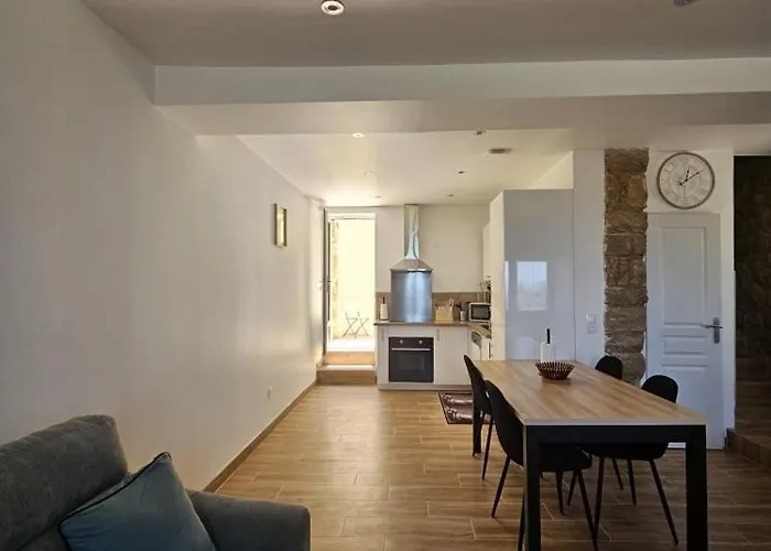 Casa de Férias Maison Fernand & Marie Claire Coti-Chiavari (Corsica)