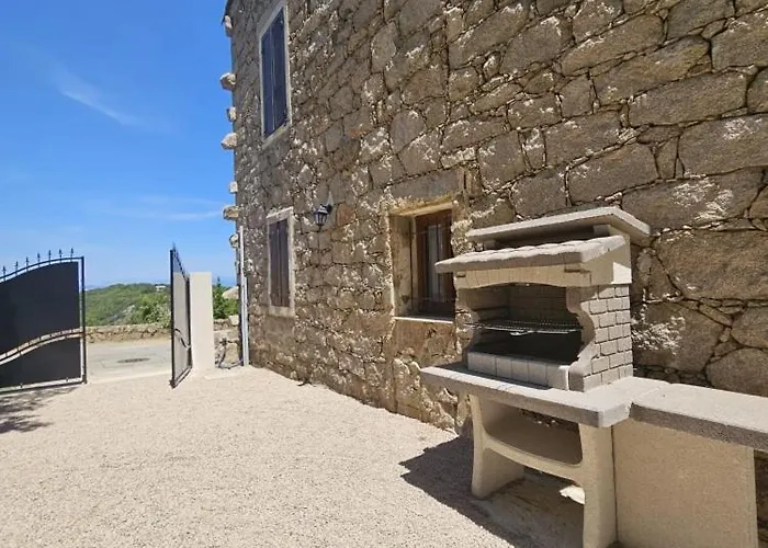Casa de Férias Maison Fernand & Marie Claire Coti-Chiavari (Corsica)